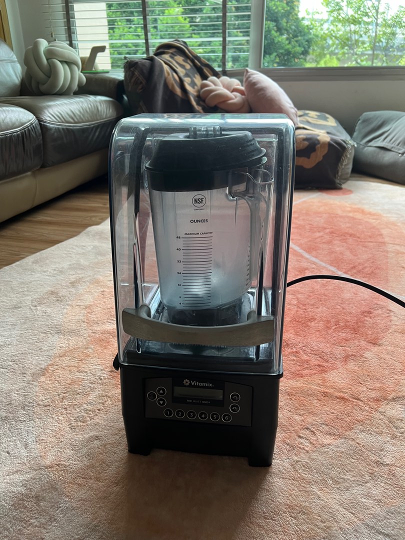 Vitamin the quiet one blender, TV & Home Appliances, Kitchen Appliances