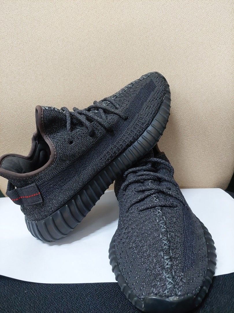 yeezy full black