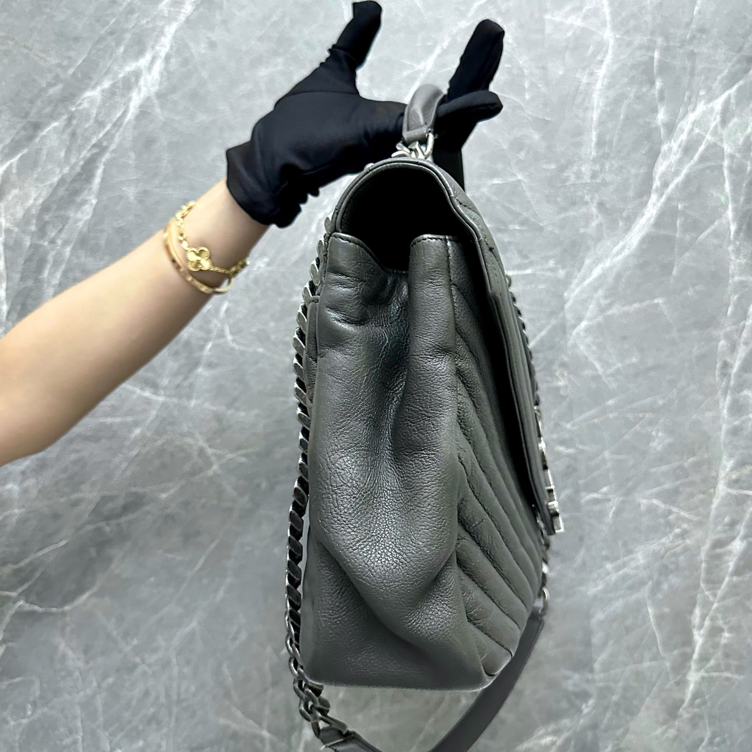 Yves saint laurent college large hotsell