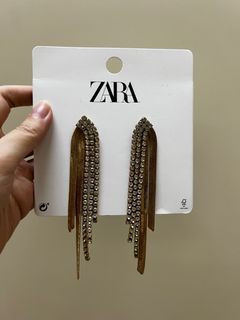 Zara Diamond Gold Dangling Earrings