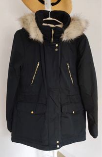 (Category: ) located in . Submitted by the.outerwear (Listing ID 1259534158, Image 1). Description: .