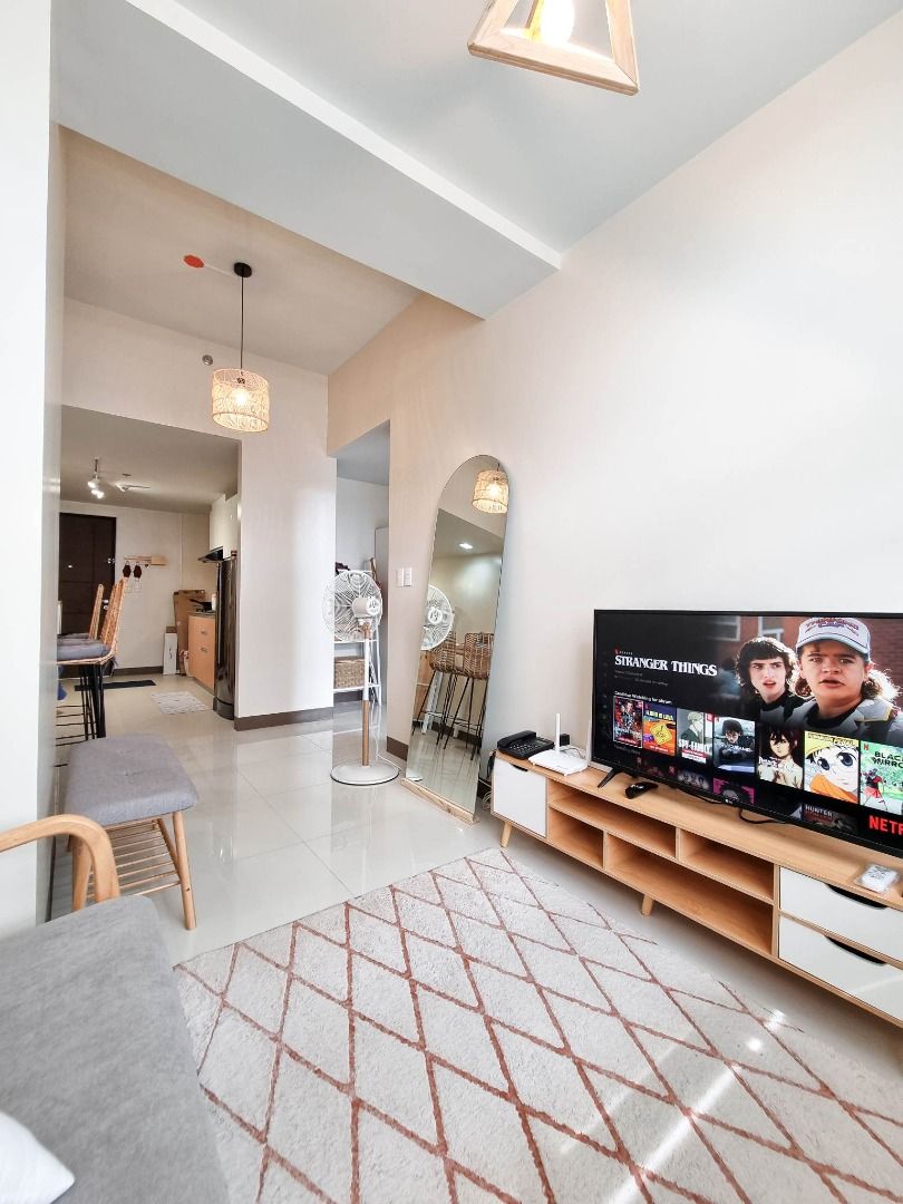 1BR FOR LEASE at San Antonio Residences Gil Puyat Makati For Rent