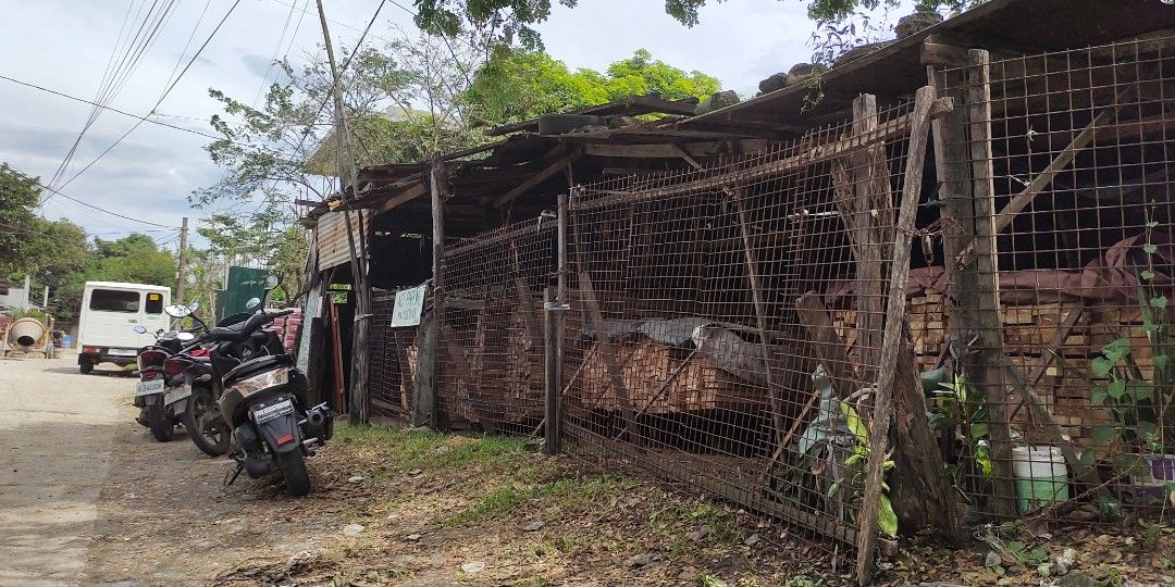 478sqm Corner Lot For SALE Good For Commercial Along National Road