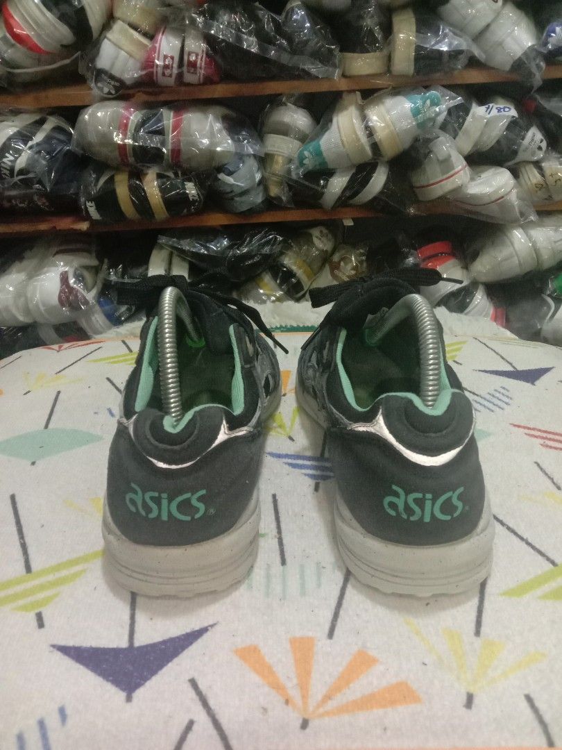 Harga asics gel saga top