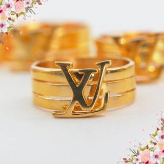 Legit Lv Ring Essential V Ring (size 7), Luxury, Sneakers & Footwear on  Carousell