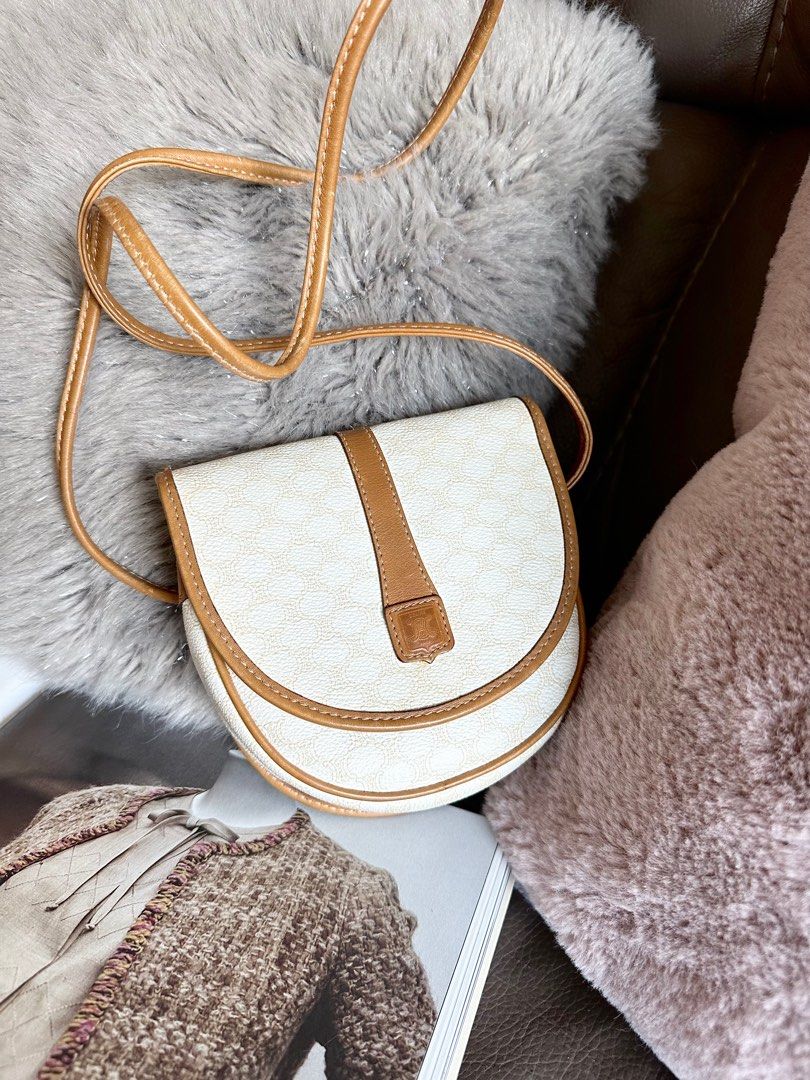 多年正版正貨商標門市現貨美品Vintage celine white beige