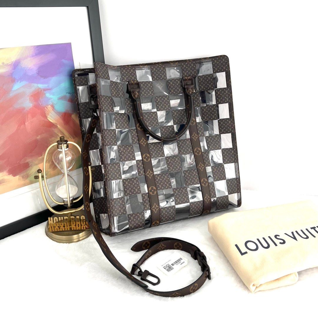 Louis Vuitton Damier Zip Tote Bag, Luxury, Bags & Wallets on Carousell