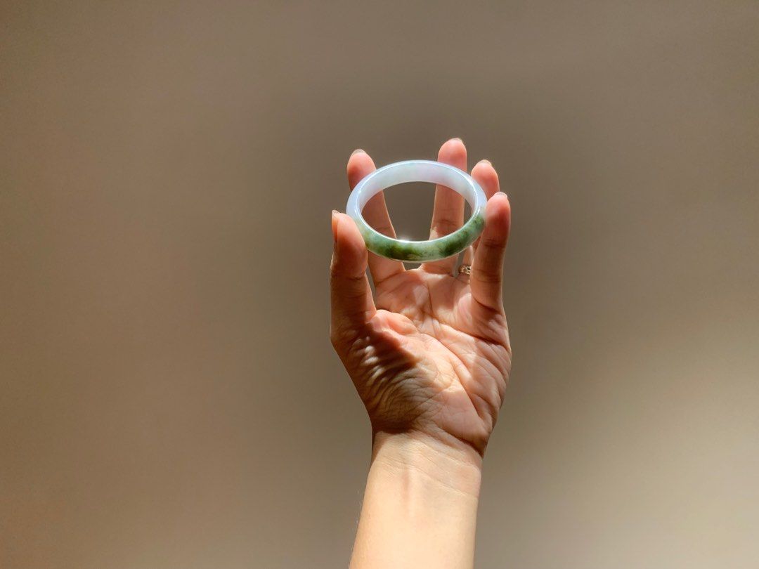 Light Green and Light Yellow Round Jadeite Jade Bangle