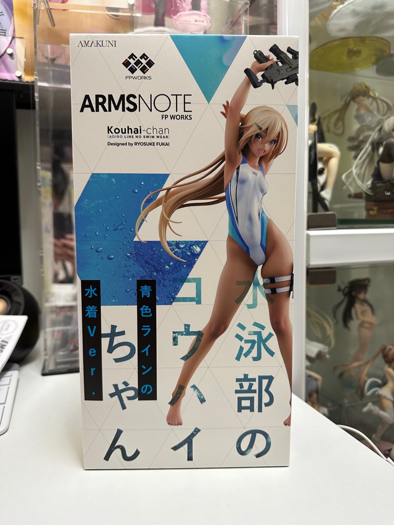 AMAKUNI ARMS NOTE 水泳部のコウハイちゃん 青色ラインの水着-