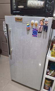 American Home medium sized fridge