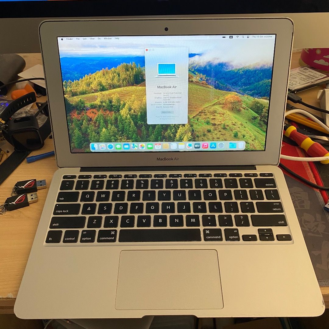 Apple MacBook Air 11 [2014] (Core i5 / 最新MacOS Sonoma