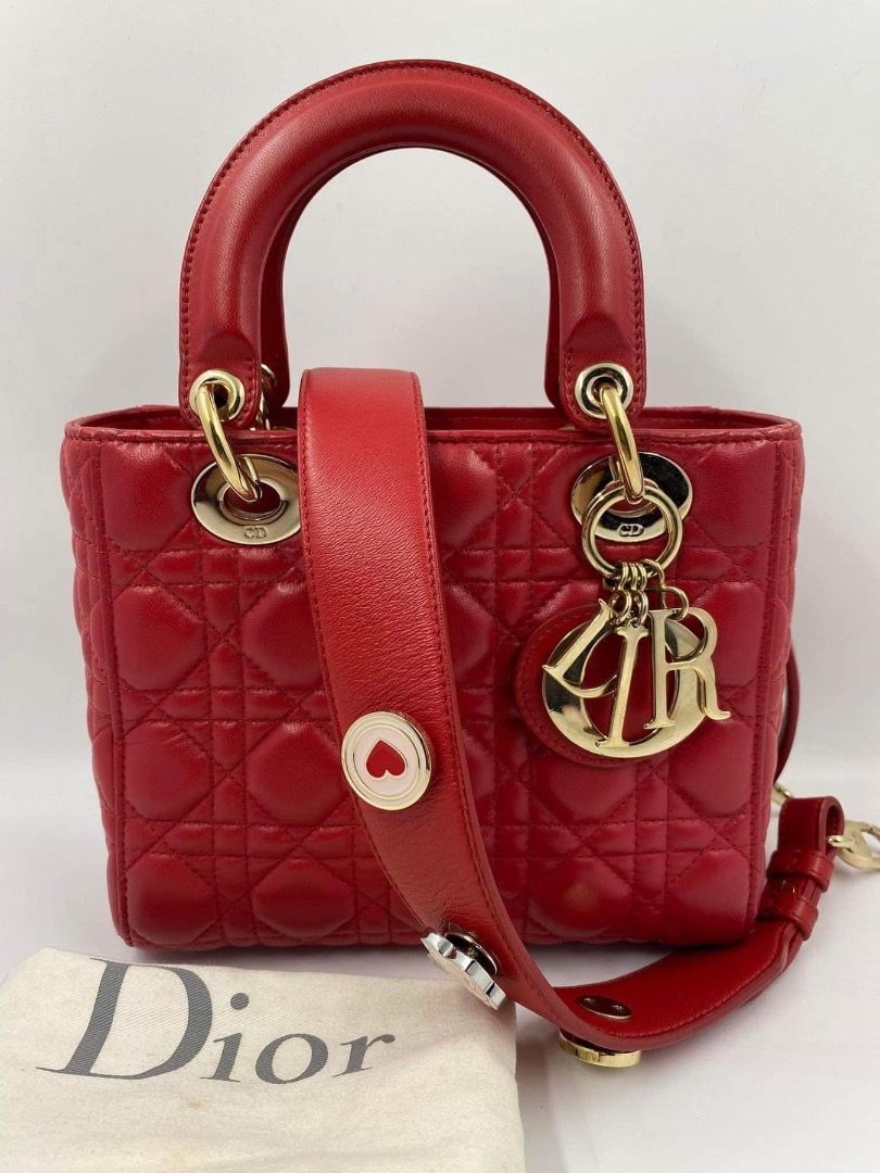 Authentic Lady D ABC (Category: Luxury Bags & Wallets) located in Quezon City. Submitted by hellopatchi (Listing ID 1259692349, Image 2). Description: Lady D abc small size in ghw 9/10 condition strap and dustbag .