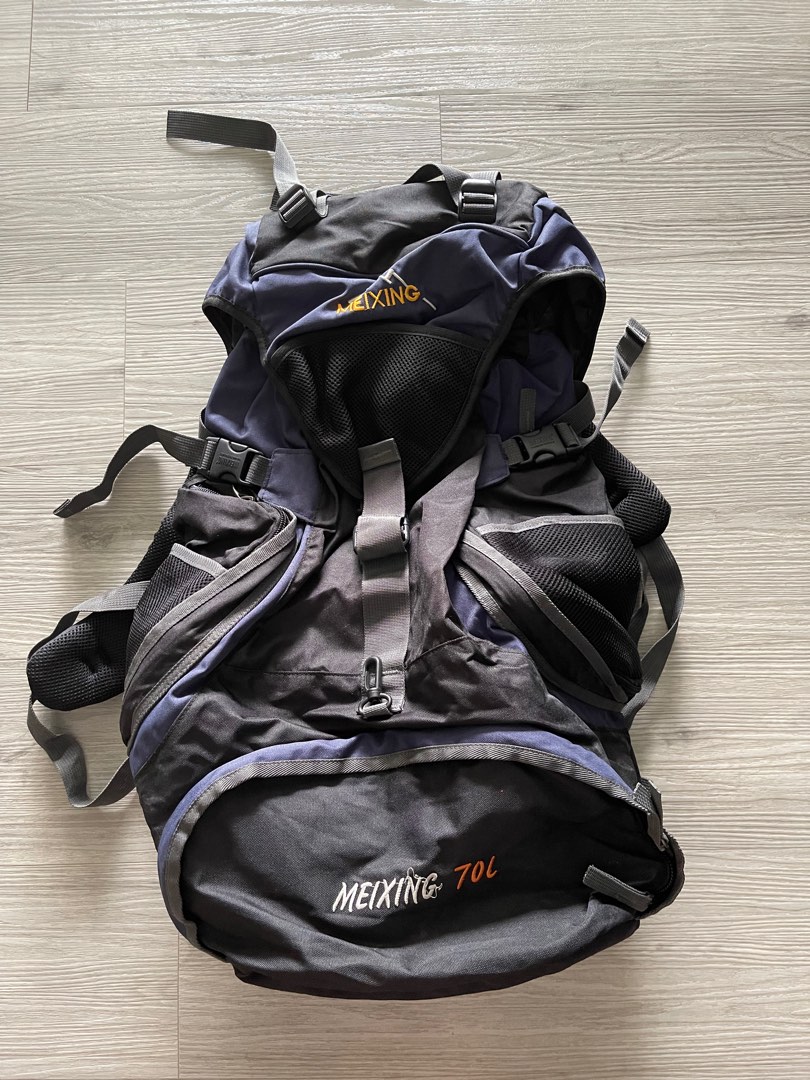 Backpacking Backpack, Men's Fashion, Bags, Backpacks on Carousell