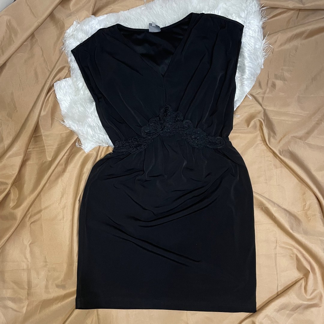 Basic Black Dress, Women's Fashion, Dresses & Sets, Dresses on Carousell