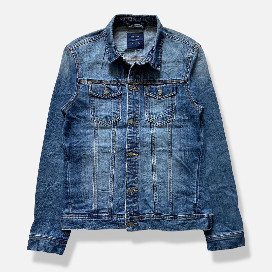 BERSHKA Denim Slim Fit Midd Blue Wash Denim Jacket (M)
