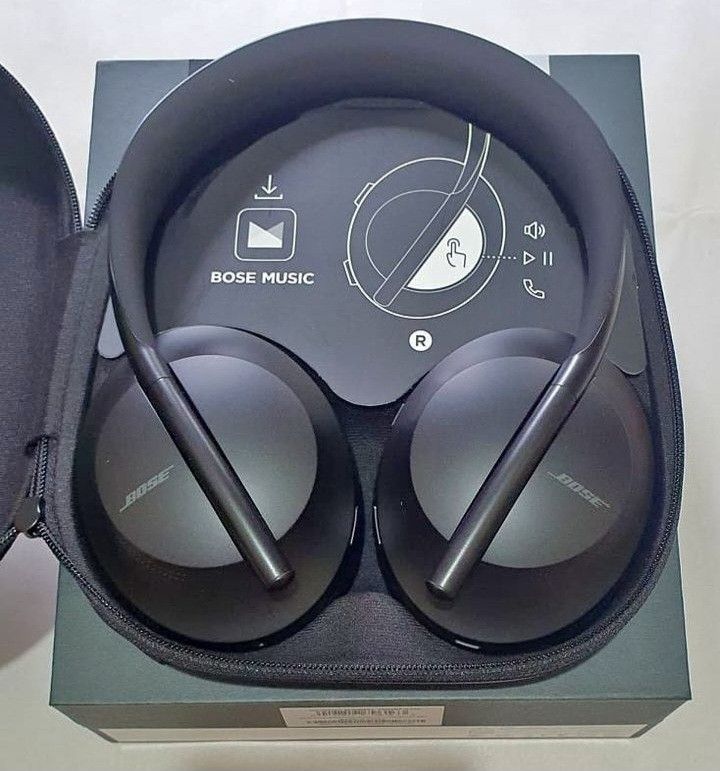Bose Noise Cancelling Headphone 700 (no box, complete accessories) (Category: Headphones & Headsets) located in Manila. Submitted by mikeesonlinestore (Listing ID 1259619505, Image 1). Description: ‼️ PLEASE READ BEFORE INQUIRING ‼️ Bose Noise Cancelling Headphones 700 (NO BOX) ✅ Just recently acquired (August 2023). Brand new condition and no issues. was never used personally. ✅These are former display units in a Bose store in the U.S.🇺🇸 This 