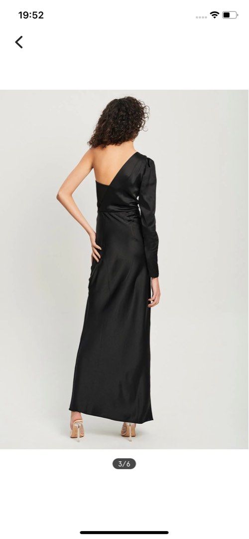 BWLDR Dolce Maxi Dress (Category: Evening dresses & gowns) located in Cainta. Submitted by lllleslieeee (Listing ID 1259719889, Image 2). Description: Brand: BWLDR (Zalora) Condition: Like new - used once Price Bought: P3,799.30 Selling: P1,100.00 Size: 10 (AUS) Bust: 88cm Waist: 73cm Hip: 101cm.