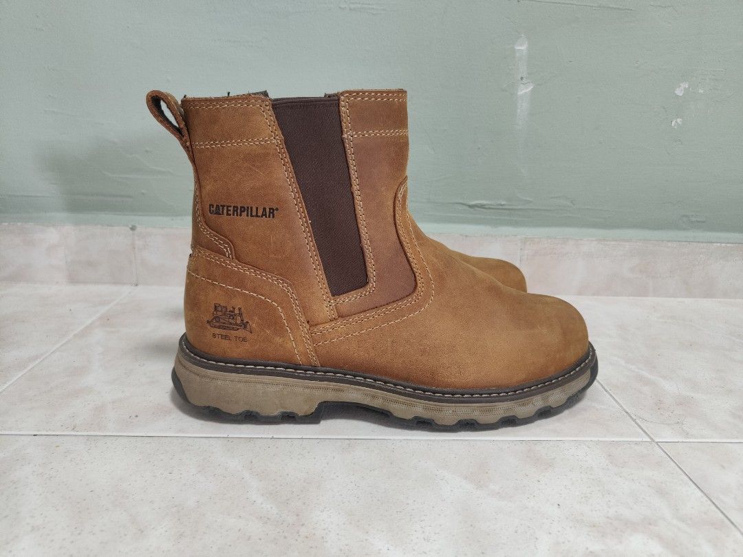 Cat slip cheap on boots