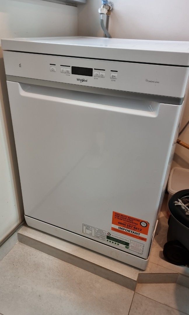 CHEAP and Rare listing WHIRLPOOL Seldom used dishwasher must buy FREE DELIVERY