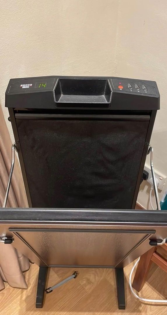 Corby of Windsor 7700 Trouser Press, Furniture & Home Living, Furniture, Other Home Furniture on