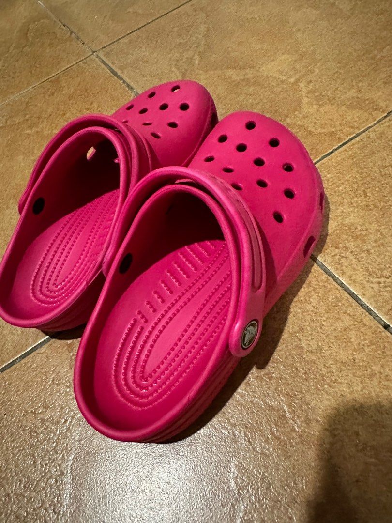 Crocs pink size 24 Women s Fashion Footwear Flats Sandals on