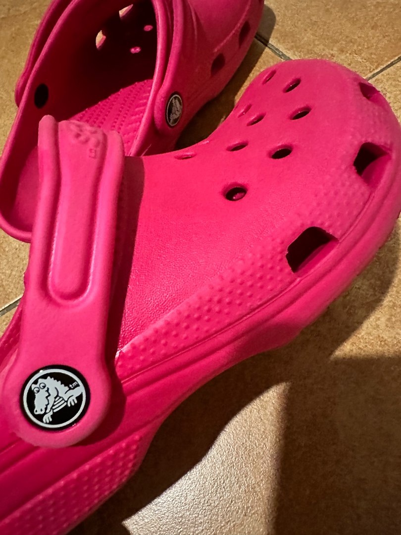 Crocs size 24 sale