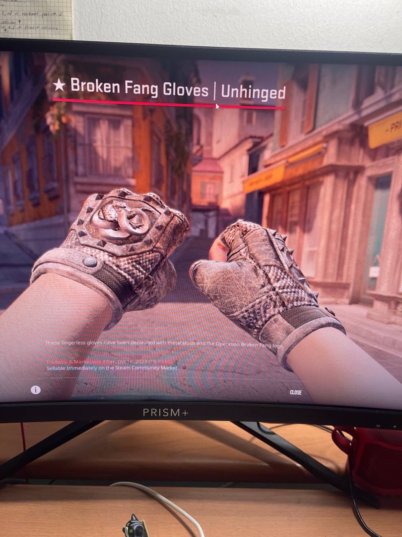csgo Broken Fangs Gloves, Unhinged, Computers & Tech, Parts