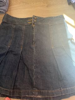(Category: ) located in . Submitted by yawnforme (Listing ID 1259673593, Image 1). Description: .