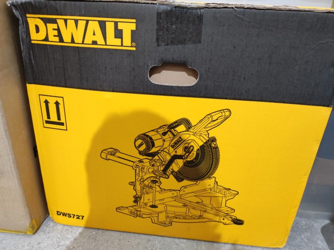 DeWALT DWS727 Miter Saw, Commercial & Industrial, Construction Tools ...