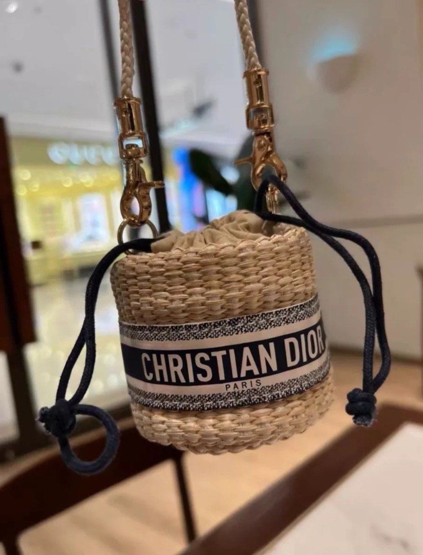 Dior mini bucket hot sale bag