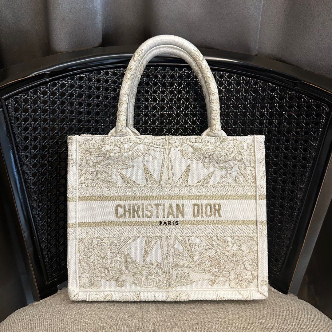 Dior Book Tote Small in Blue Toile de Jouy, Luxury, Bags & Wallets on  Carousell