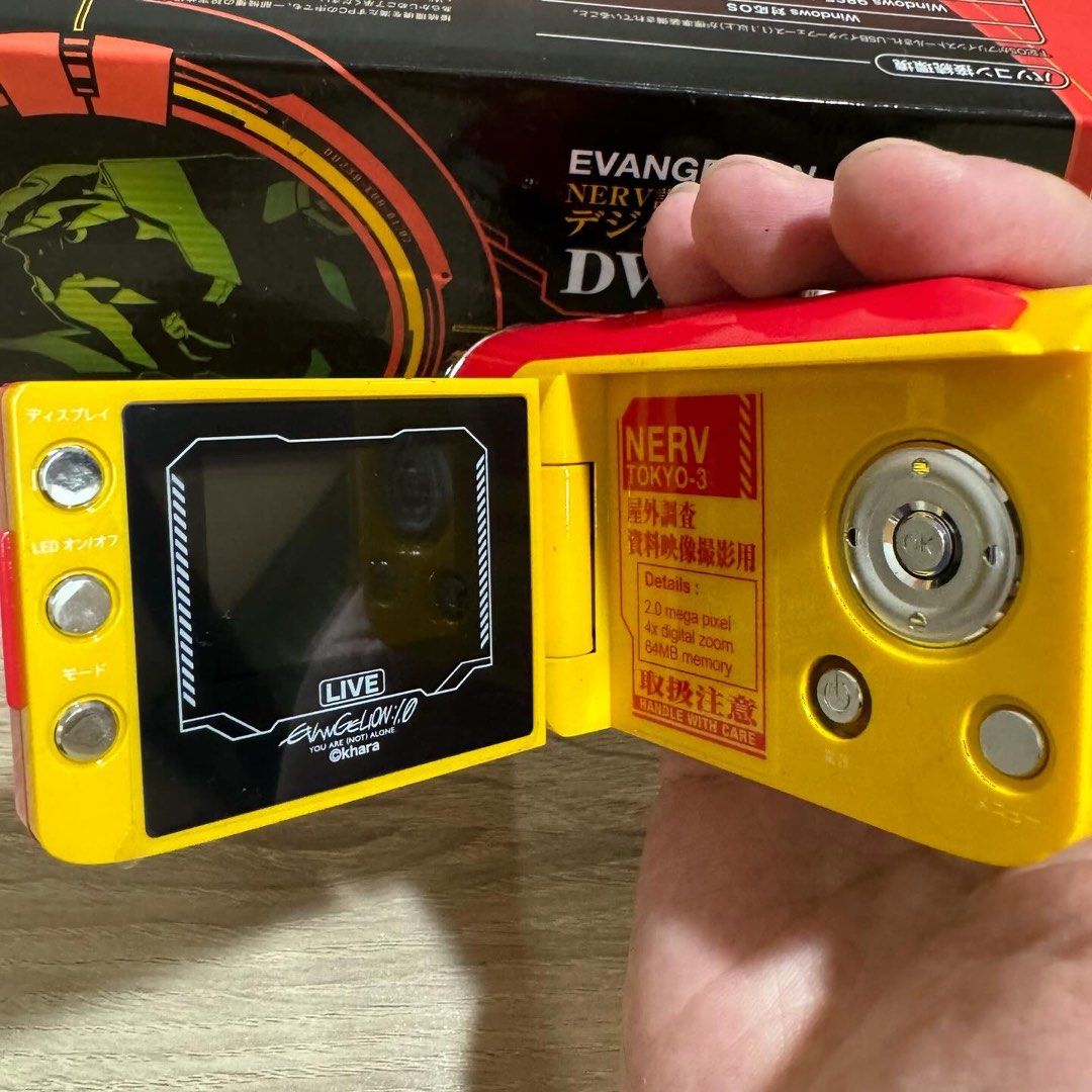 DV230-EVA02, 相機攝影, 攝影機在旋轉拍賣