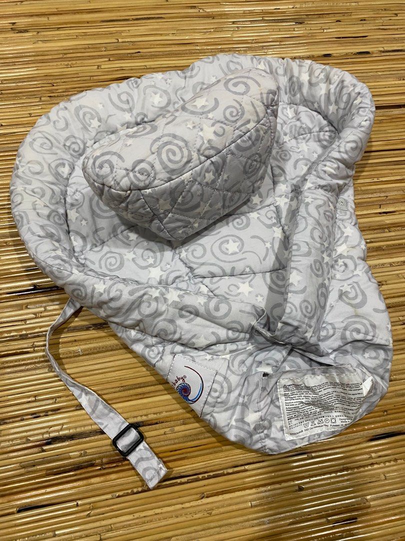 Ergo baby hotsell insert galaxy grey