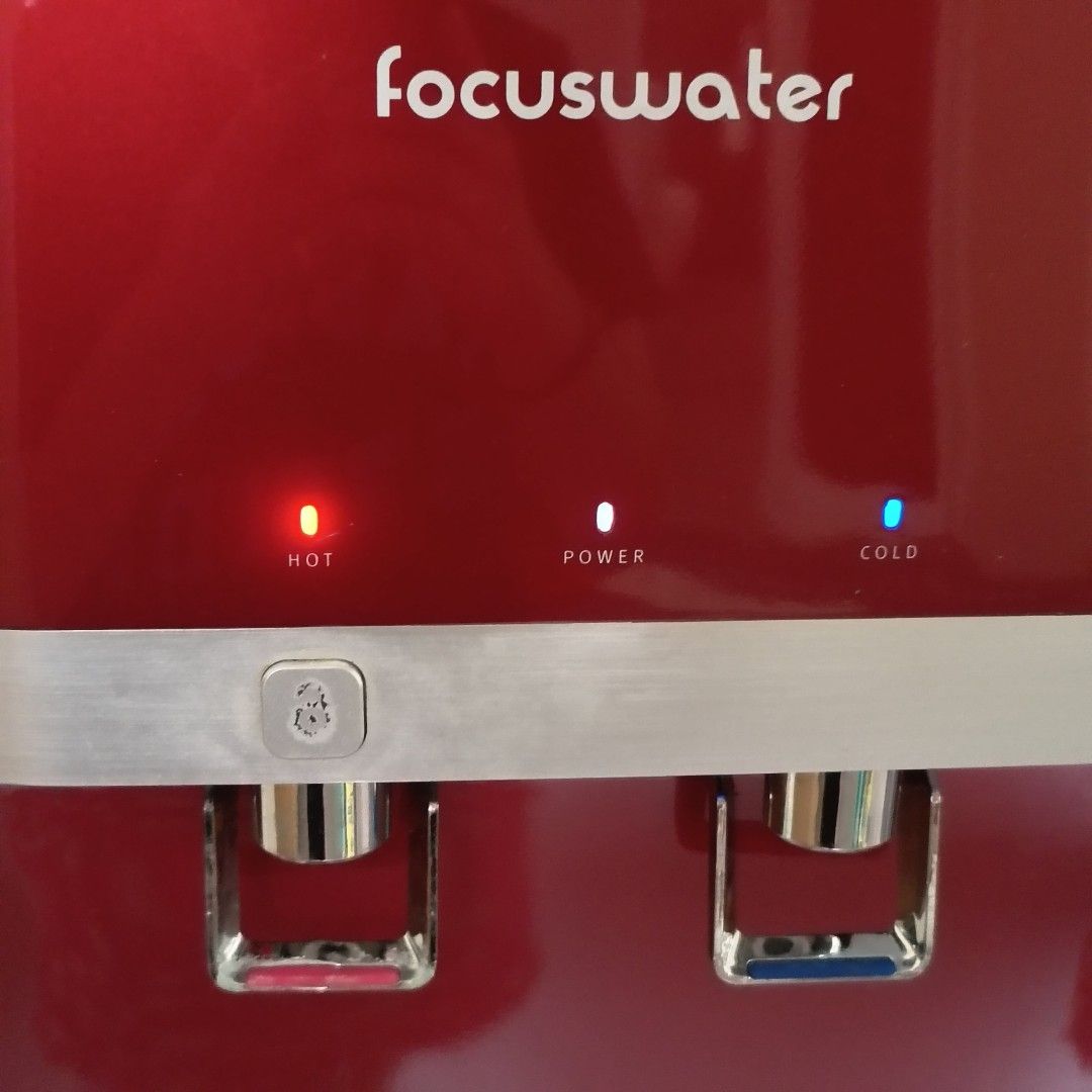 Focuswater hot & cheap cold dispenser