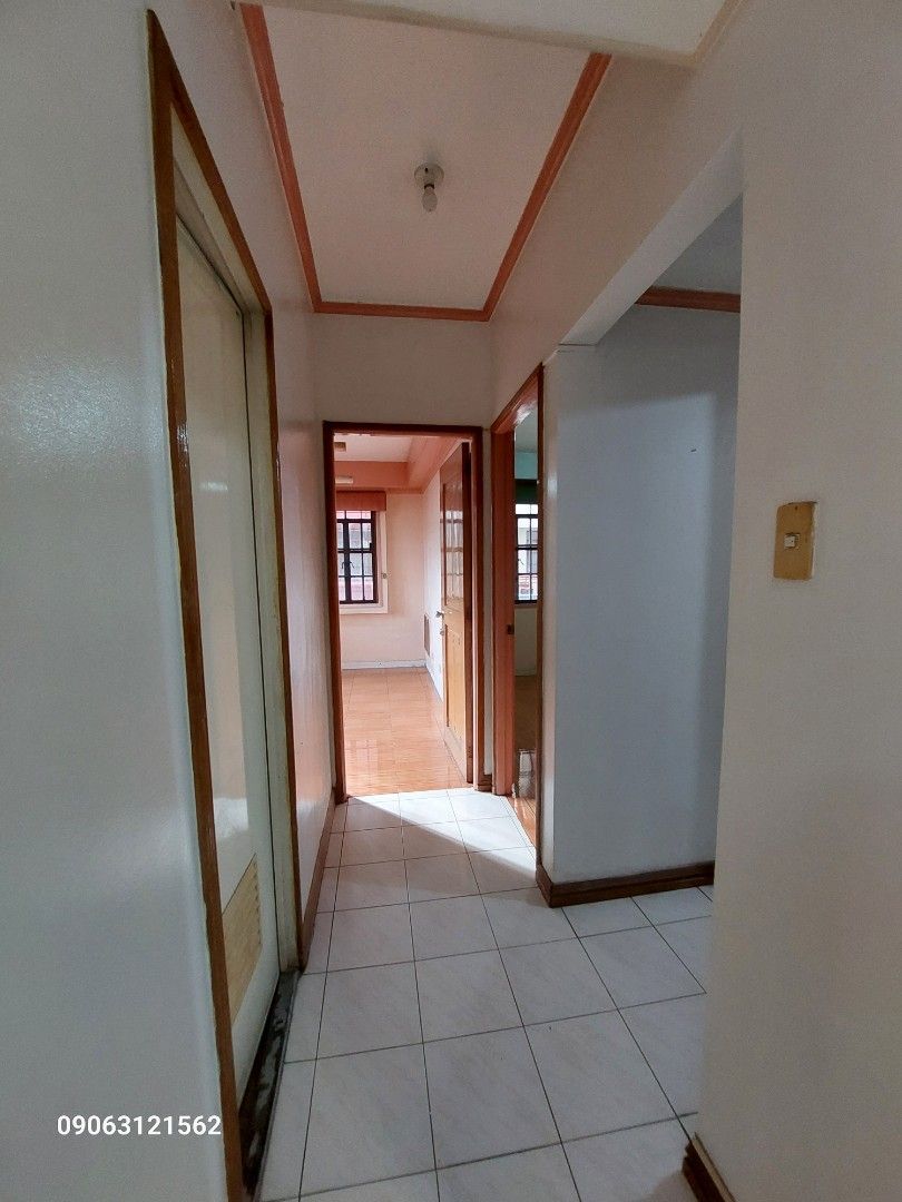 FORRENT HAMPTONGARDENSCONDOMINIUM PASIG Located at 100 C raymundo