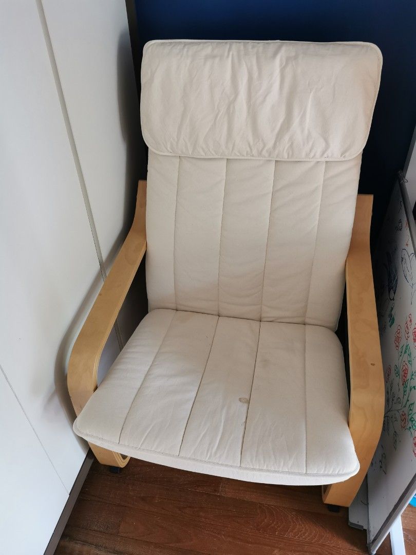 Poang chair deals size