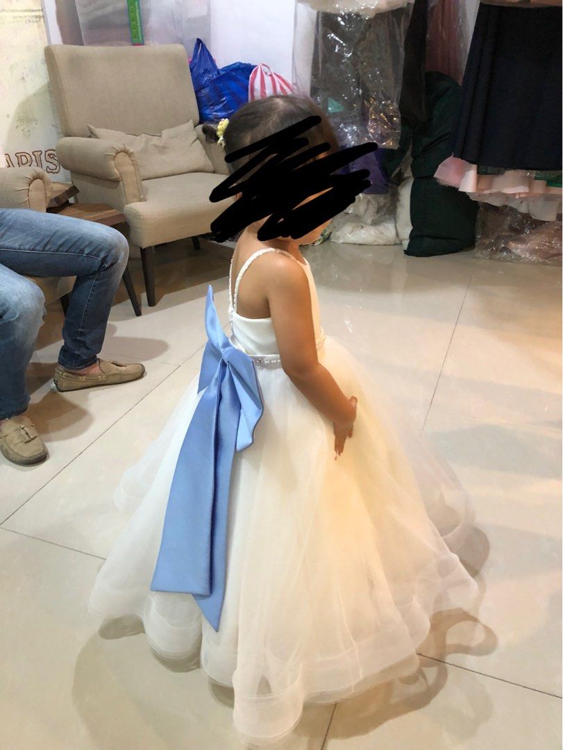 Gown for kids (Category: Babies & Kids Fashion) located in San Juan City. Submitted by apl_d (Listing ID 1259718073, Image 3). Description: .