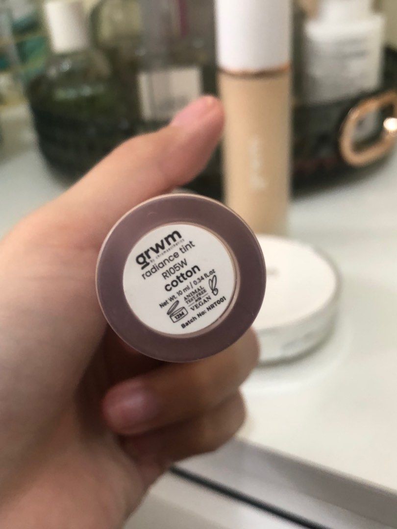 GRWM Cosmetics Foundation, Concealer, Powder (Category: Makeup) located in Manila. Submitted by curvvvyc0utureee (Listing ID 1259682681, Image 3). Description: ₱ 1,000 FOR EVERYTHING. Only swatched. Not even one pump or one swipe was used from every product. 99% full. RFS: Not my shade. Ashy on me. Individual prices: Foundation in Sand- ₱ 450 Concealer in Cotton- ₱ 280 Powder in Icing Sugar- ₱ 400 Less ₱ 130 if you get everything Reasonably price