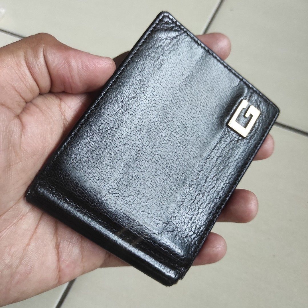 Gucci snake wallet, Luxury, Bags & Wallets on Carousell