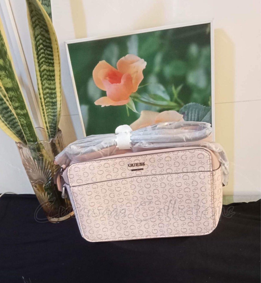 GUESS Kalei Mini Camera Crossbody (Pink), Women's Fashion, Bags