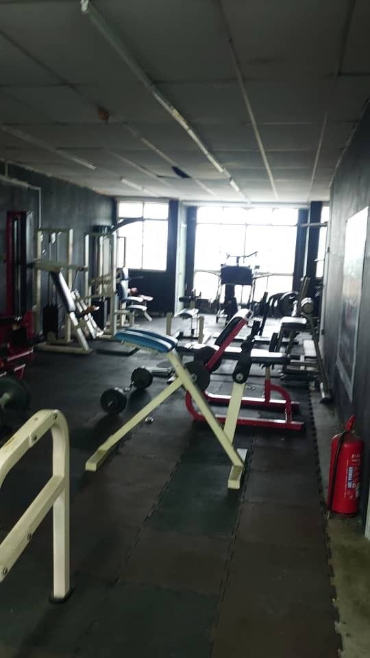 Gym closure shop equipment sale