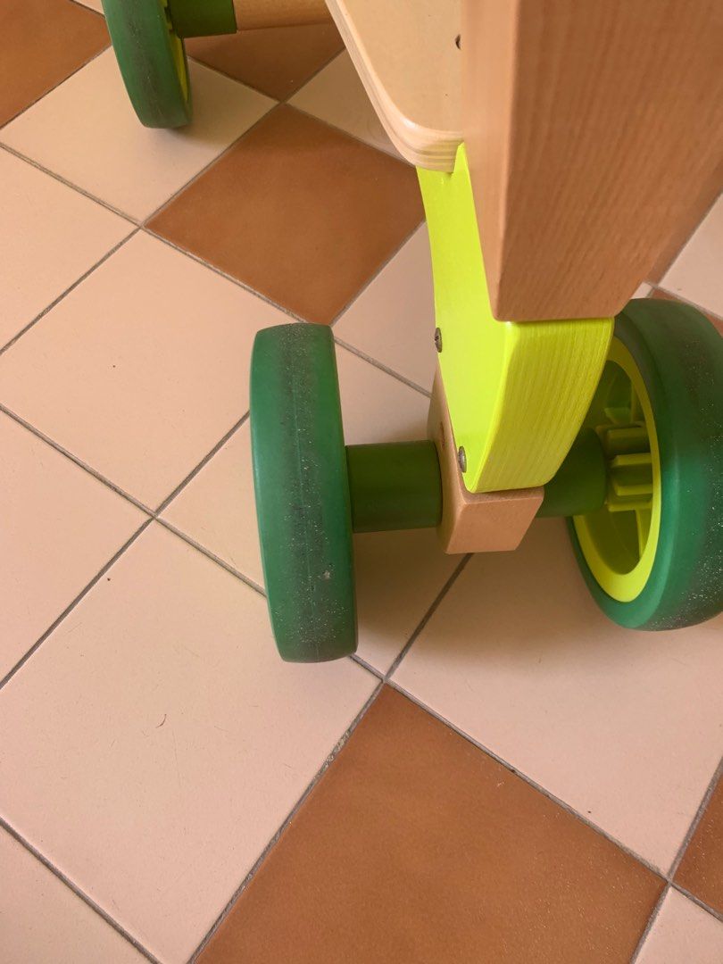 Hape hot sale wooden bike
