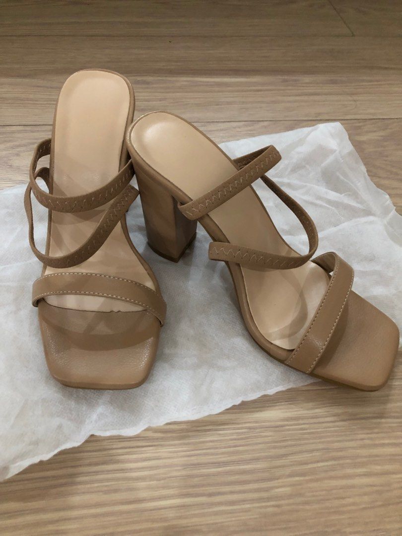 3.5 inch online nude heels