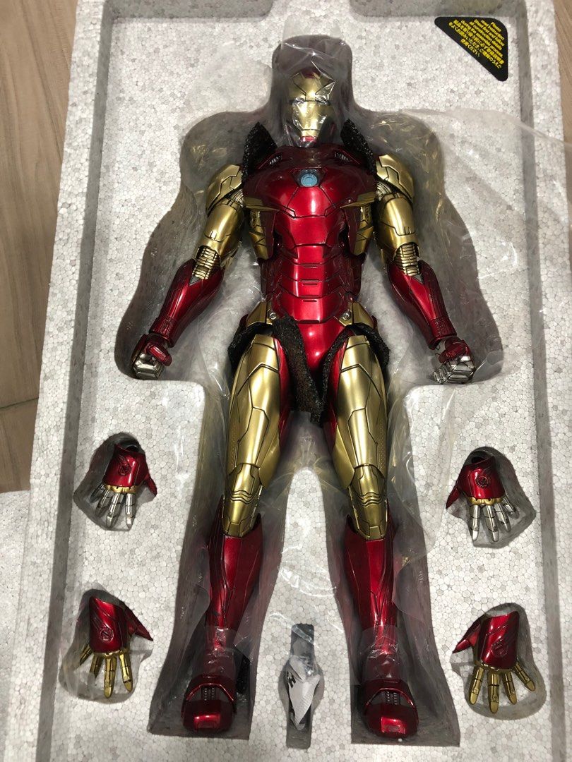 Hot Toys Iron man mark 46 concept art version 1/6th The First Ten Years