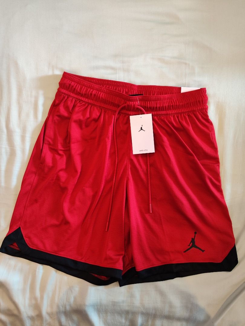 Red jordan basketball shorts outlet
