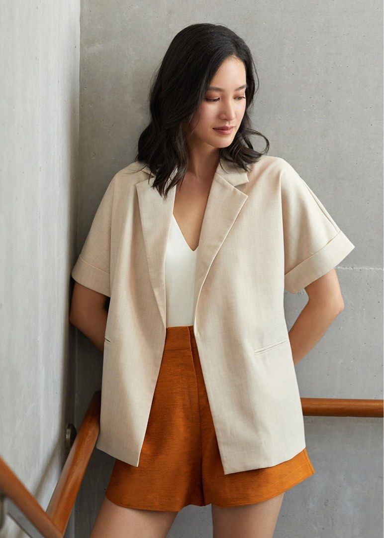 Kennie Relaxed Blazer Women s Fashion Tops Blouses on Carousell