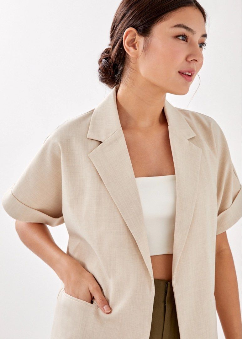 Kennie Relaxed Blazer Women s Fashion Tops Blouses on Carousell
