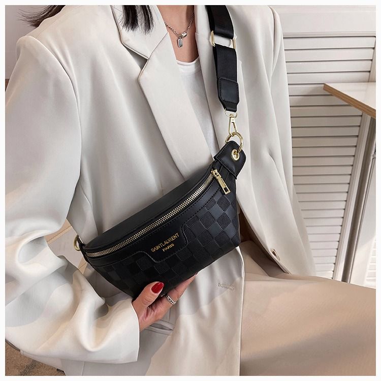 Waist discount bag chain