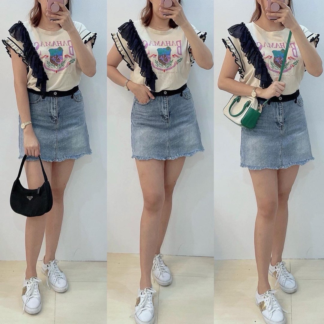 Korean Top, Women's Fashion, Tops, Blouses on Carousell