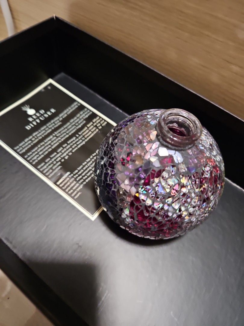 London REED Diffuser container, 其他, 其他 - Carousell